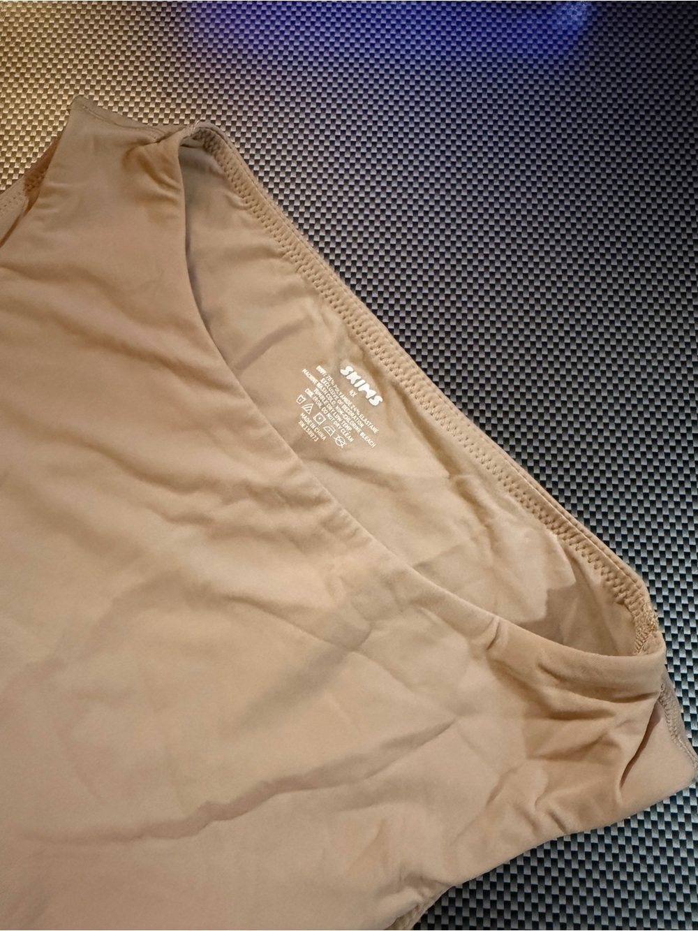 Nwt skims fits everybody high neck bodysuit in tan size 4XL